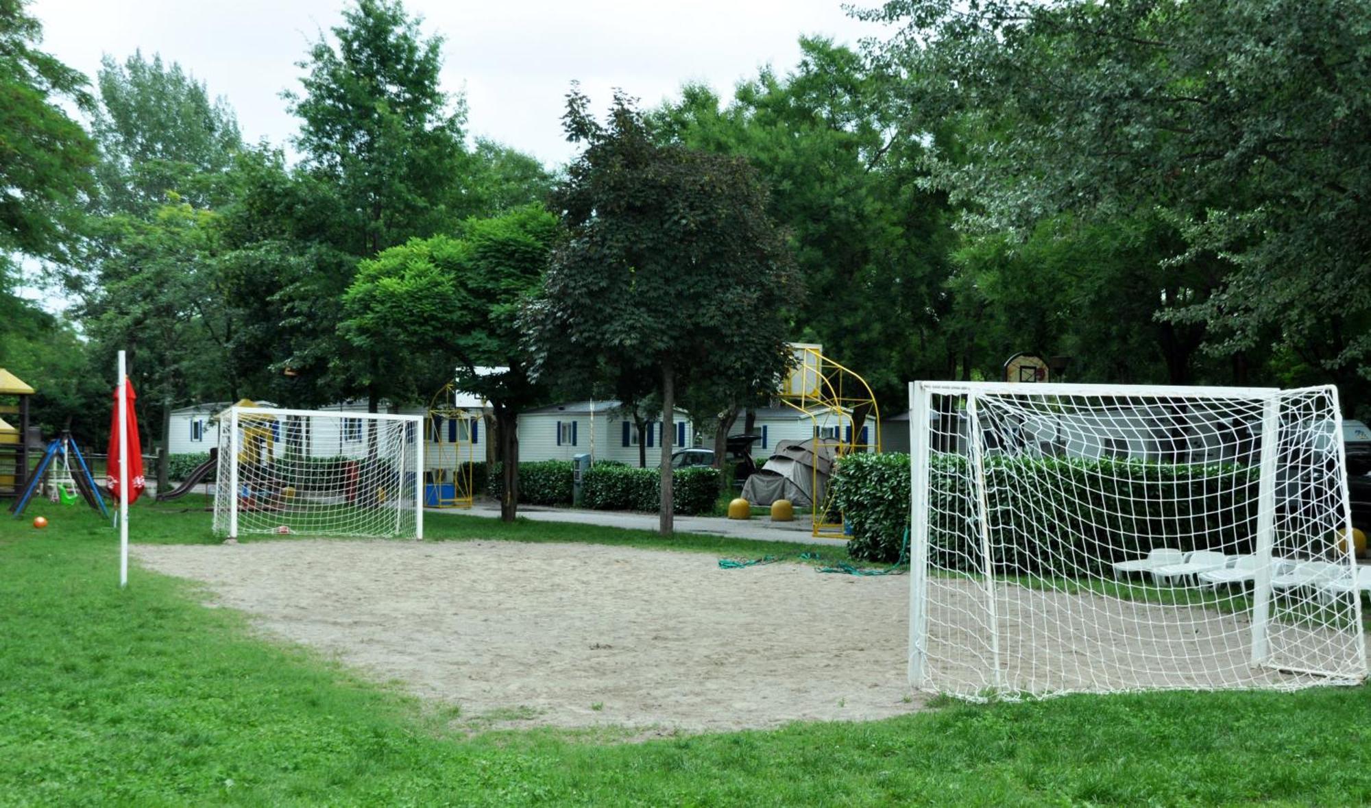 Camping Village Citta Di Milano — Photos 1